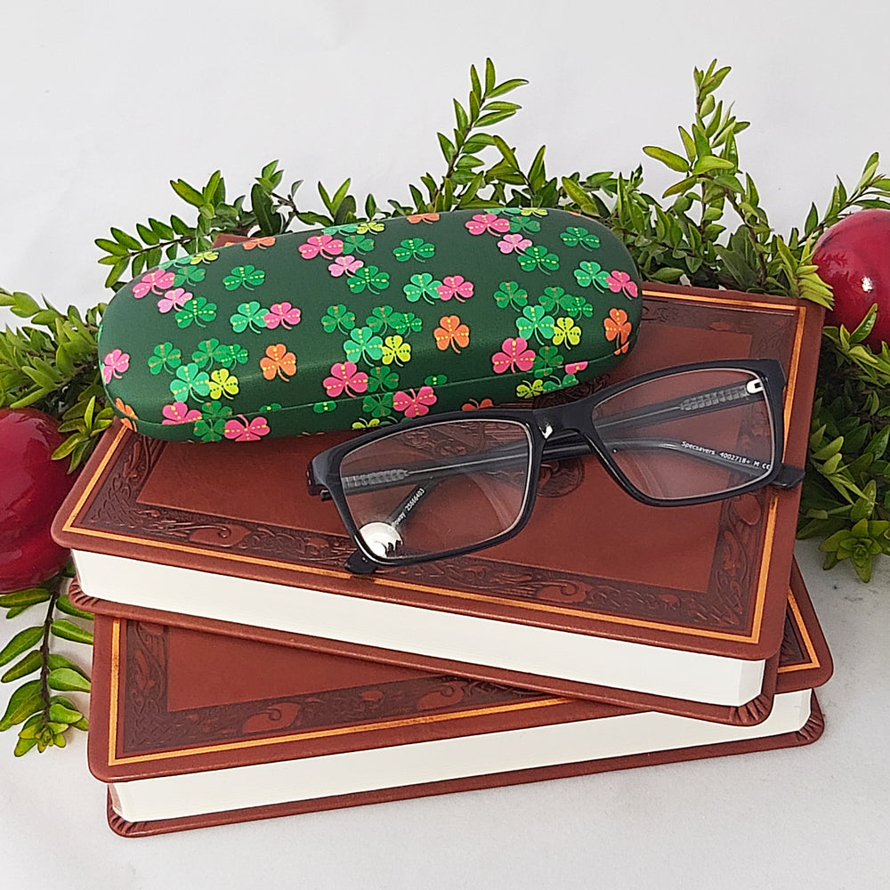 CGL08 - Multi Color Shamrocks Glasses Case